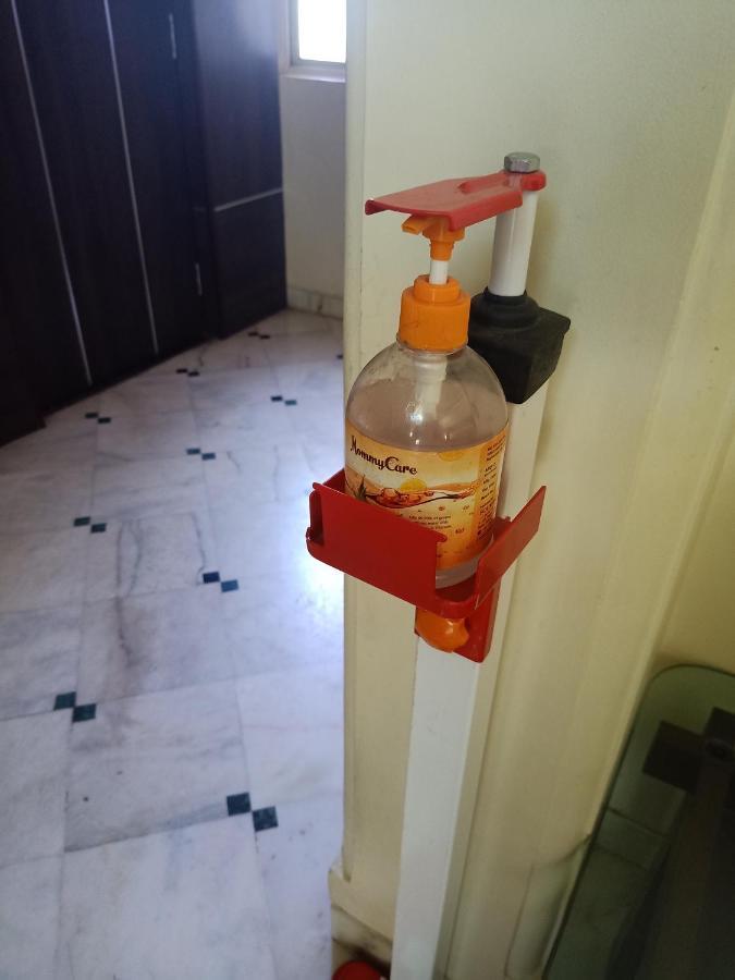 Hotel Alpha Вадодара Екстер'єр фото